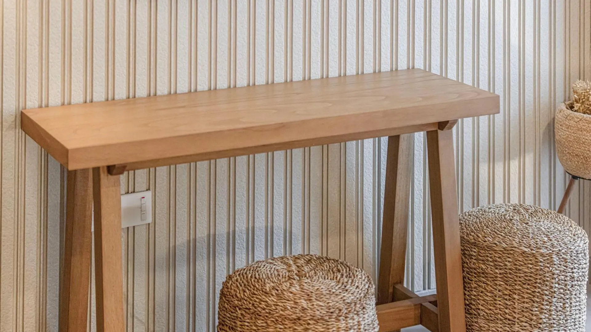 שארג'ה 1Br Casablanca Retreat By Blue Cloud Holidays 0*,  איחוד האמירויות הערביות