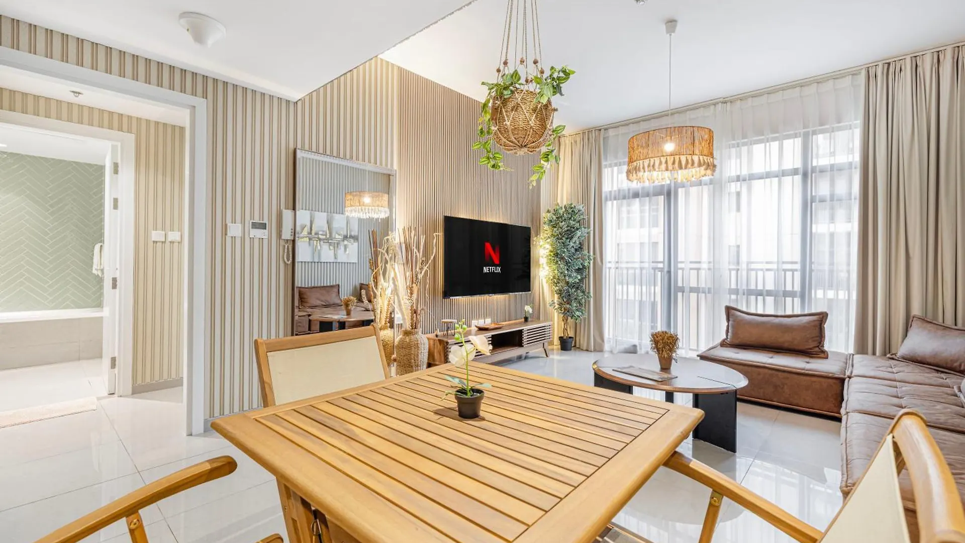שארג'ה 1Br Casablanca Retreat By Blue Cloud Holidays 0*,  איחוד האמירויות הערביות