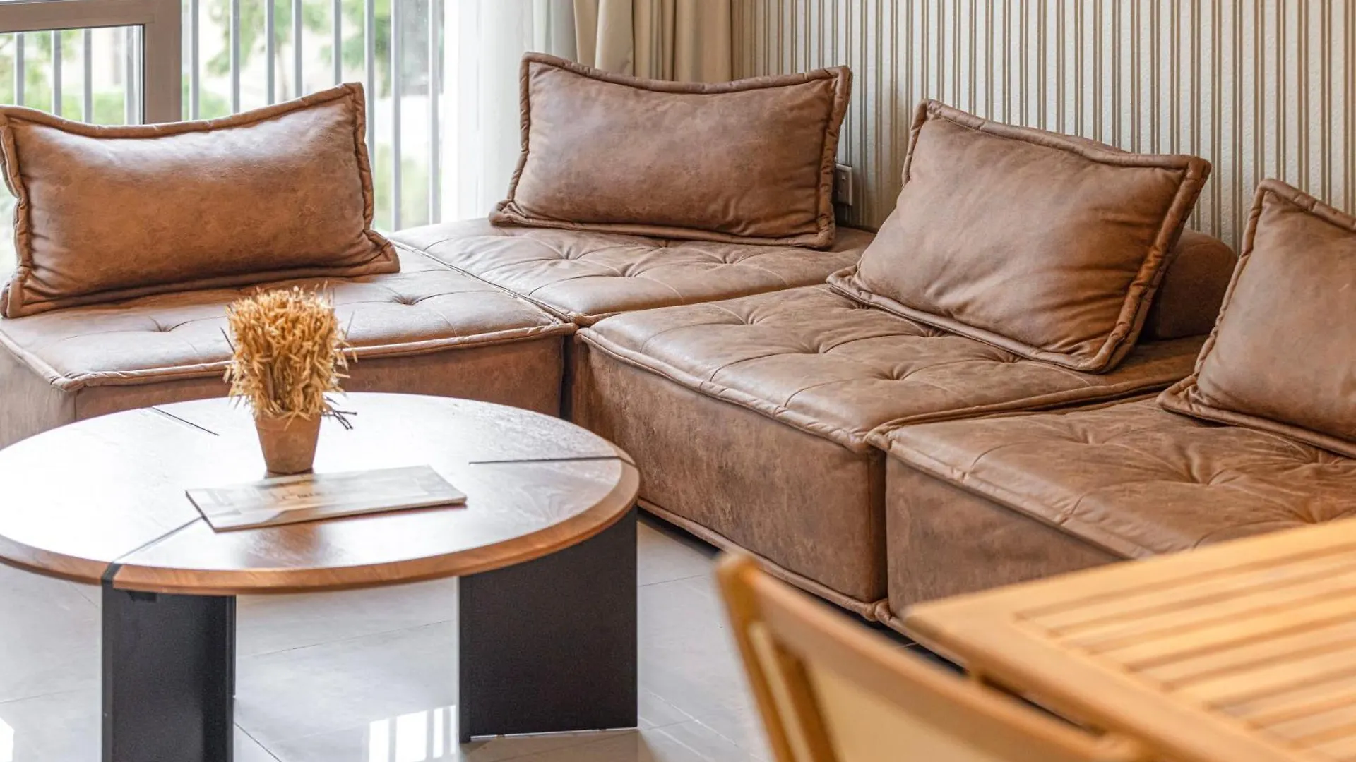1Br Casablanca Retreat By Blue Cloud Holidays Sharjah Apartment